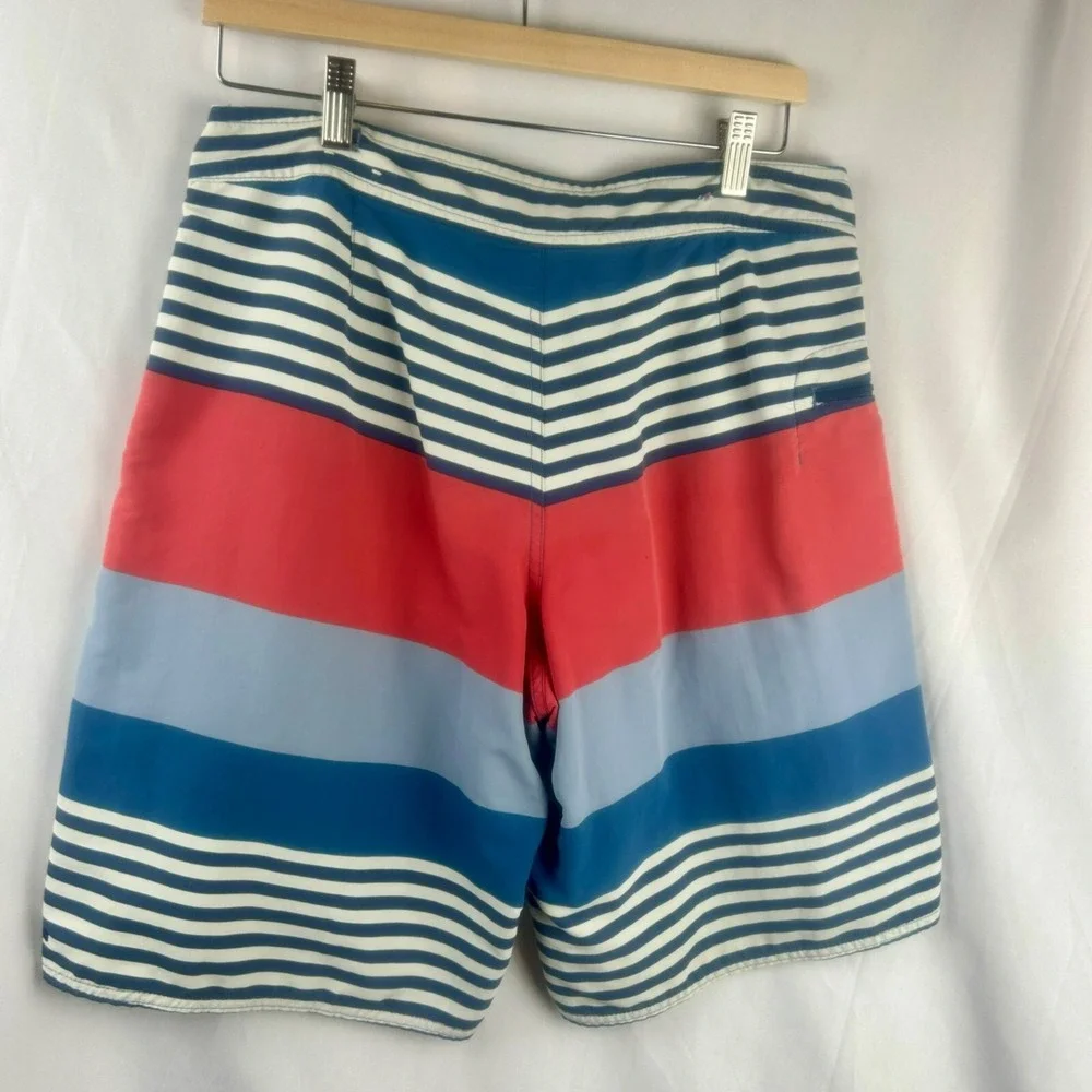 Patagonia Swim Trunks Board Shorts Men 32‎ Blue Coral Stripe Cargo Pocket Beach